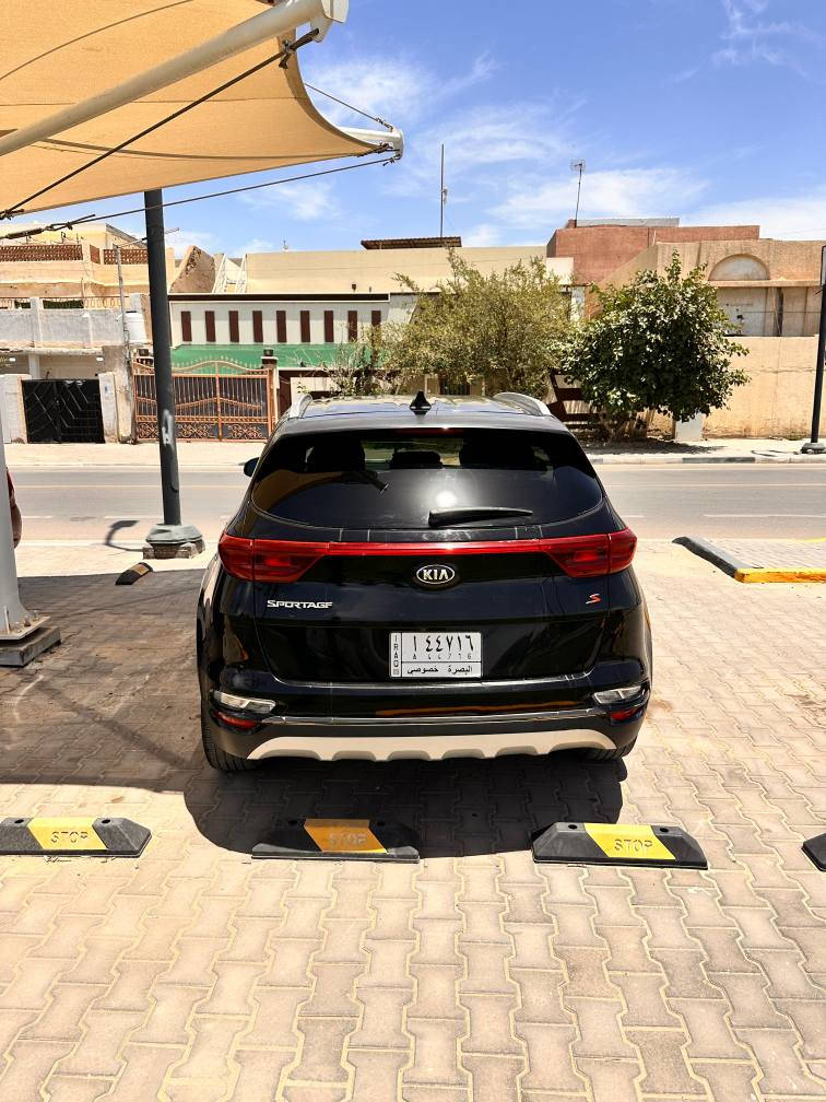 سبورتج مديل 2020 
سياره كفاله ما عده بارد بل جاملق 
فول مواصفات ما عده الفتحه سياره مال بيت نضيفه باسمي السعر 170وبيه مجال متواجد واتساب 8458110 0783 الموقع البصره الجبيله


**إذا كنت صاحب هذا الإعلان وتريد حذفه لأي سبب، رجاءا أرسل رسالة إلى الدعم الفني**