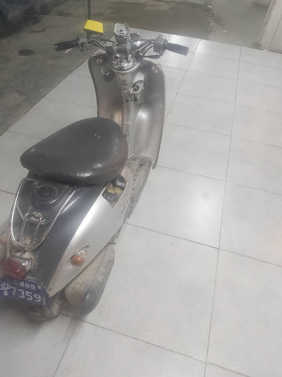 السلام عليكم  
دراجه للبيع كلاسك فحل كامله مابيهه اي نقص 
شغاله سلف وهندر كفرات ابلاد 
السعر 180 وبيهه مجال مكان بغداد الشعب 

الاتصال ***********
