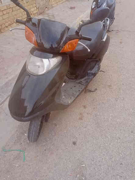 السلام عليكم للبيع مواليدي نظيفه بكلش كله شغال سلف شغال السعر 275 وبيها مجال شيء قليل مكاني كوت ***********
