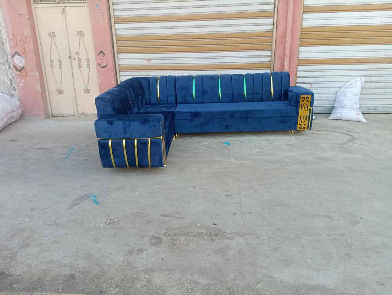 ديوان 7 متار خشب عراقي جديد فصال حسب الطلب 280 فقط بسعر مستعمل الشراي يتفضل خاص


**إذا كنت صاحب هذا الإعلان وتريد حذفه لأي سبب، رجاءا أرسل رسالة إلى الدعم الفني**