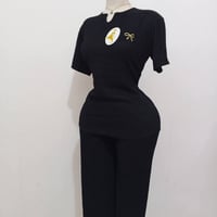 كيلوت وتيشيرت • تركي نسائي • فري سايز ٨٥ كيلو