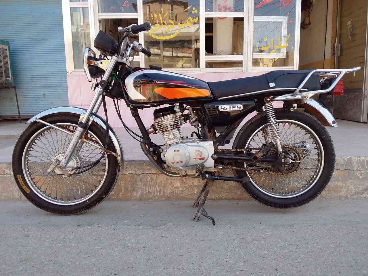 تايكر للبيع العنوان ديالى المقداديه السعر 375 /***********
