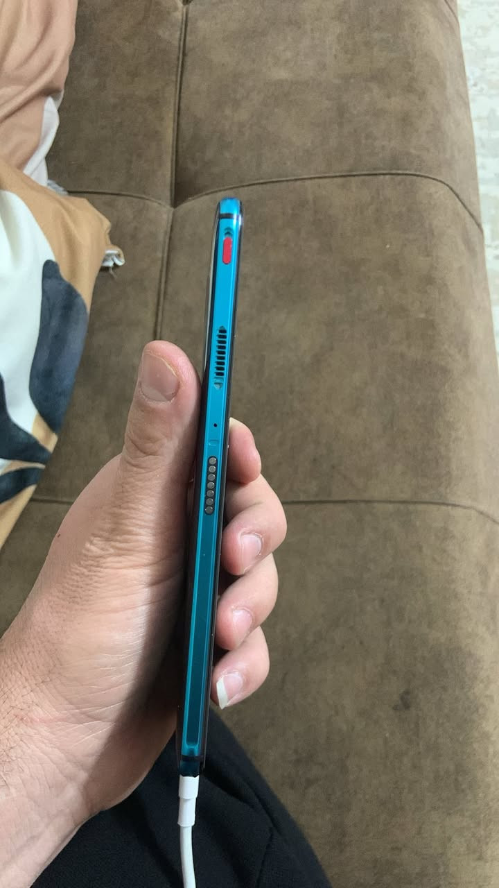 السلام عليكم جهاز S5 مثل مموجود بلصوره جهاز بعده جديد ممستخدم اقل شهر للبيعوسعره 350 الف وبي مجال او مراوس اب ايفون 13 برو ماكس ونتفق ع فرق 
***********
