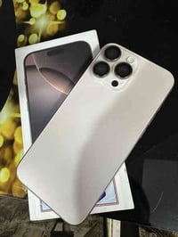 ايفون 16 برو ماكس الون المميز بطاريه 100  مشحون 91 مره زلغ مابي جديد م...