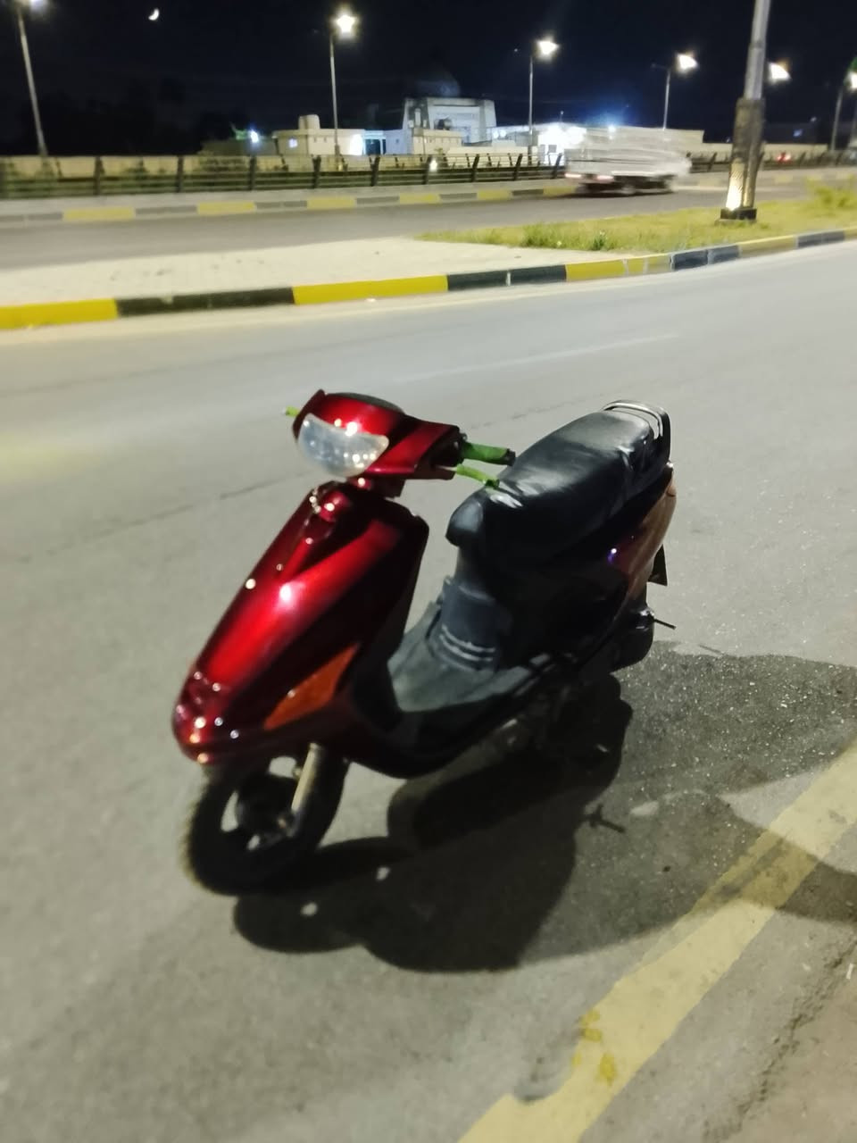 سلام عليكم دراجه فراشه فورتي البيع فول نضافه تخم تاير جديد دبلت جديد  دراجه خير من الله مكاني بعقوبة التحرير سعر 325تصل على رقم ***********
