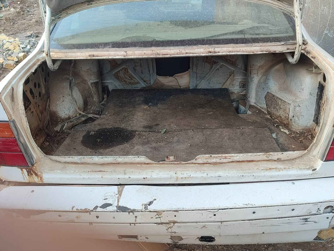 سلام عليكم بيم لبيع مكينه وكير وحداديه نضيفات سياره موكفه عوزه ترتيب شغاله بيه خياسات بدوس سنويه عضم عاج منتهيه2024 راعيه بناصريه مداور رقم ذي قار مكان سياره ذي قار شطره سعر 27 ***********
