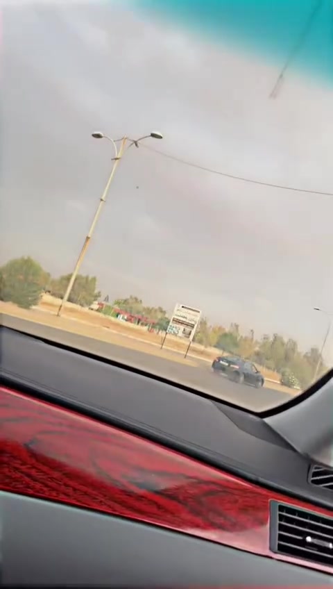 بۆفرۆشتن 2005 لۆک بڕاوە 82 بێدوکەڵ سێ دوگمە سڵاید حازرە بۆ کۆد شوێن چەمچەماڵ ***********
