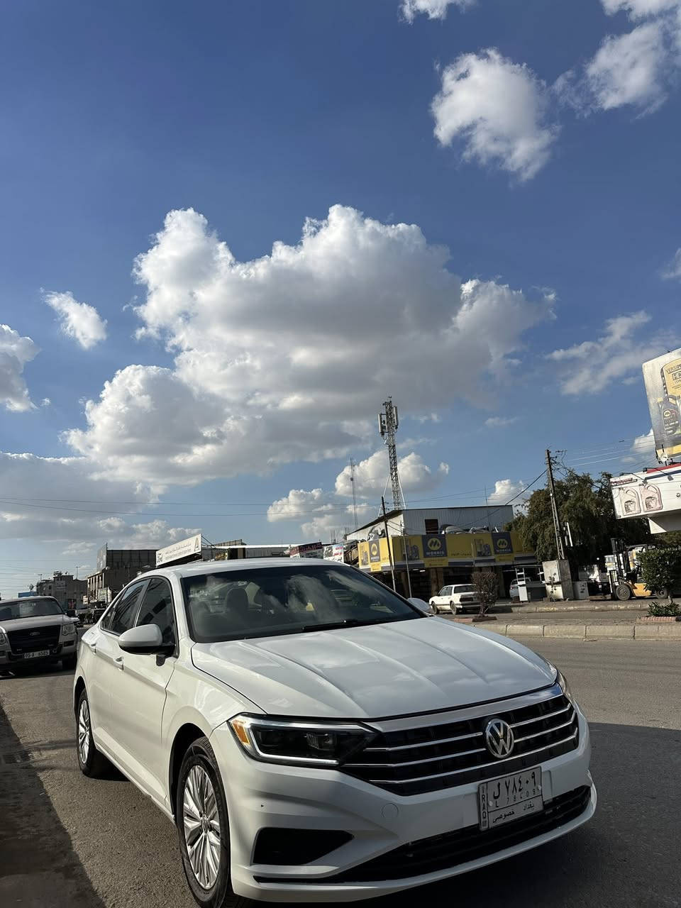 الجمال والنظافة هاي للبيع 
جيتا s 2019 
مواصفات الاس العادية معروفة وبسيطة
حادثها سطحي قطعتين بدون لغد بدون شاصي
السيارة نظيفة كلش وتخم تايرات جديد
مكان السيارة بغداد حي الحسين 

للاستفسار *********** خابرني وبيك خير وتدلل
