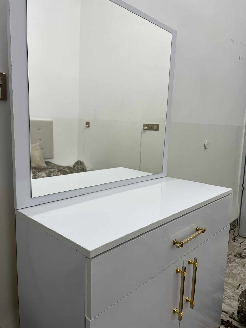 مێزتەواڵێتی پاکو جوان زۆر زۆر تازەیە دوکۆمەدی لەگەڵە  نرخی زۆر مناسبە ماڵی دۆستە مشتەری نامە بنێرێ


**إذا كنت صاحب هذا الإعلان وتريد حذفه لأي سبب، رجاءا أرسل رسالة إلى الدعم الفني**