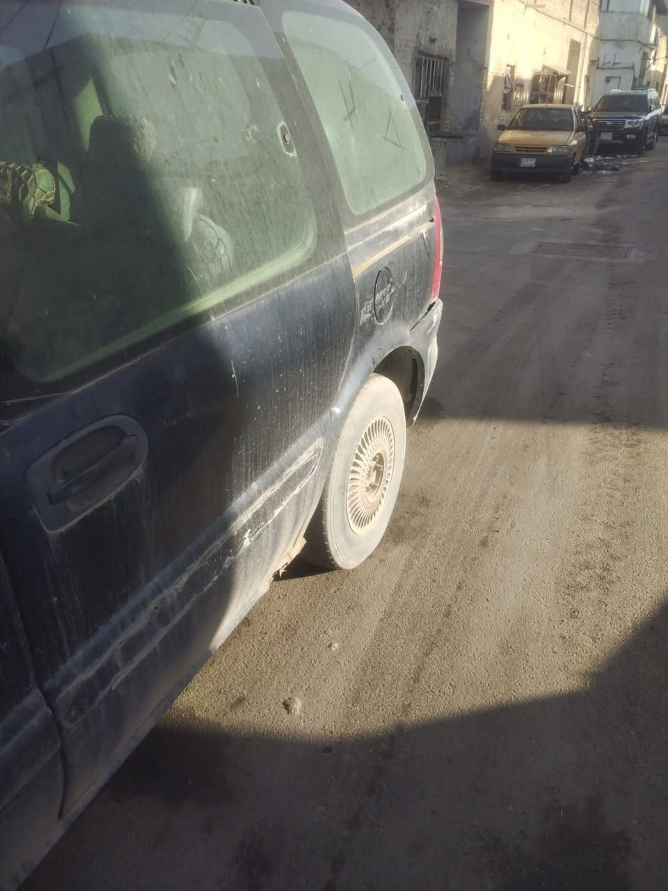 السلام عليكم من رخصه الادمن المحترم شوفرليت تفصيخ شتحتاج ابيعلك محلي باب الشرقي ساحه الطيران خلف تانكي الماء محل علي الفريجي رقمي ***********
