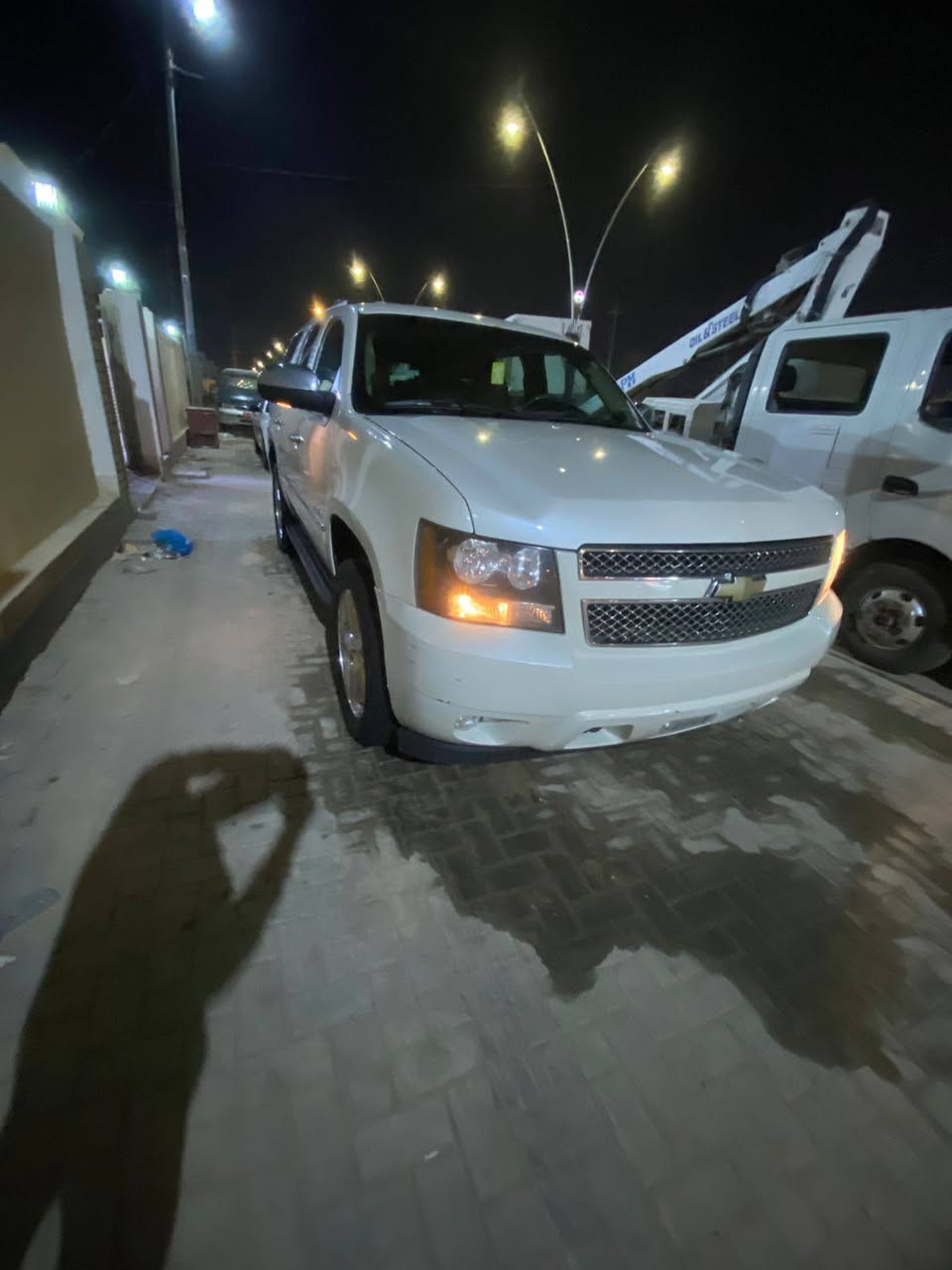 سلام وعليكم تاهو مديل 2011 خليجي LTZ  لسيارة كفالة من كصة وضربة وتبديل وصبغ السيارة متومة كاملة مابيها اي نقص بيع او مراوس العنوان بصرة قضاء شط العرب رقم الهاتف  ***********
