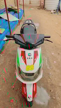 شحن • ٦ بطاريات • سرعة ٨٠