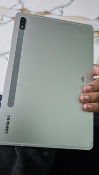 سامسونج • تابلت اس ٧ • ١٢٨