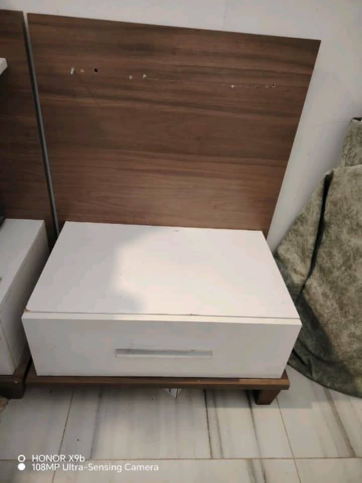 غرفة نوم للبيع 6قطع سعر 175قفل مكان غزالية


**إذا كنت صاحب هذا الإعلان وتريد حذفه لأي سبب، رجاءا أرسل رسالة إلى الدعم الفني**