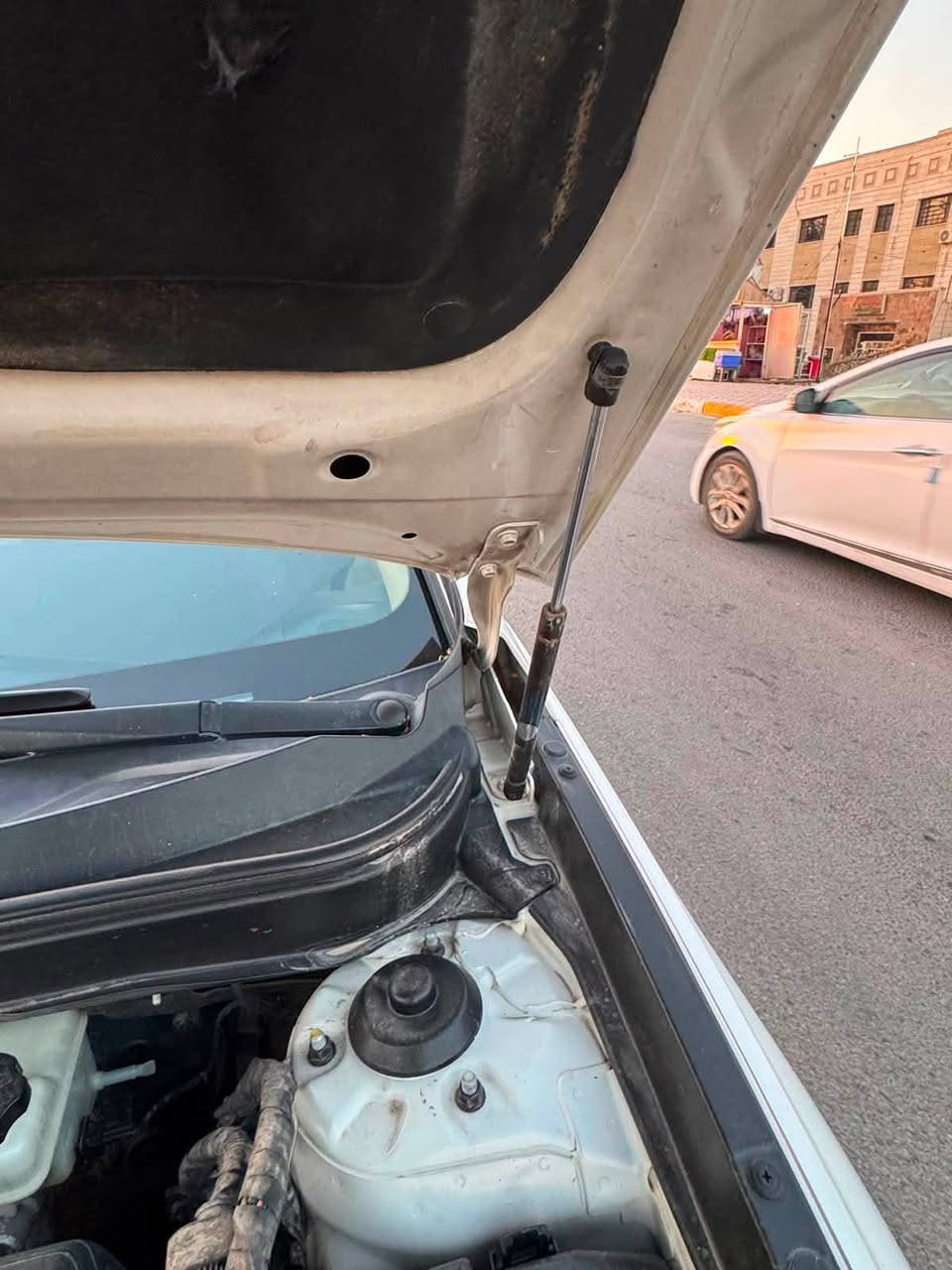 سلام عليكم للبيع سوناتا خليجي موديل 2012 باسمي بيها صبغ نص جاملغ خلفي وباب الصدر
مكينة 2400 دوش مامفتوحة لاتبخير ولا تنقيص قطعتين تبريد شفتات بالستيرن  مري شفط السعر 108وبيها مجال للشراي المكان كربلاء الهندية 
***********
