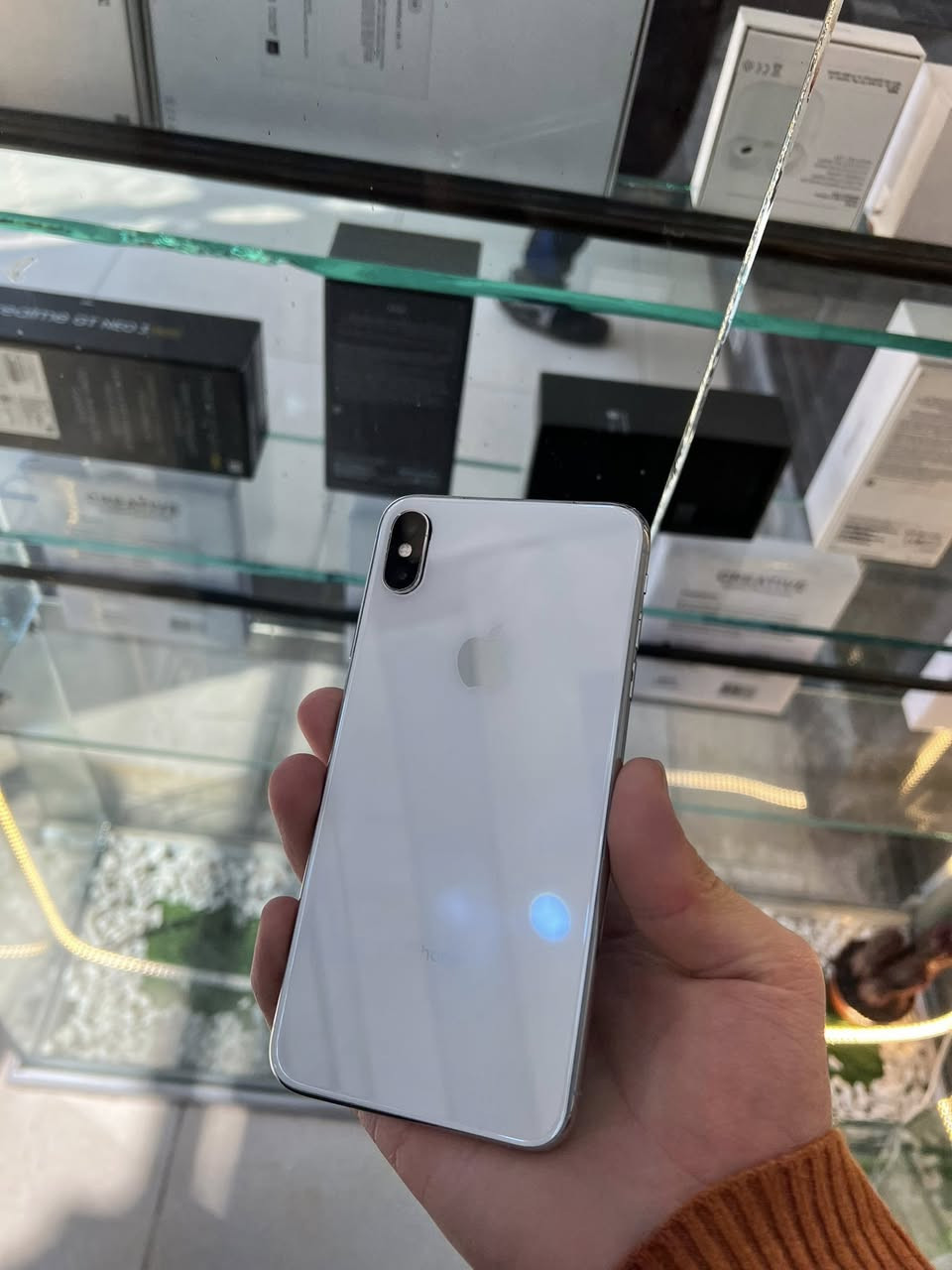 اكس ماكس 
ذاكره ٦٤
نظافه فول 
مبدل بطاريه اصليه وشاشه اصليه 
ذاكره ٦٤
فيس ايدي واكق
الموقع موصل الموجموعه الثقافيه داخل عماره البان الجزيره سنتر ايفوني


**إذا كنت صاحب هذا الإعلان وتريد حذفه لأي سبب، رجاءا أرسل رسالة إلى الدعم الفني**