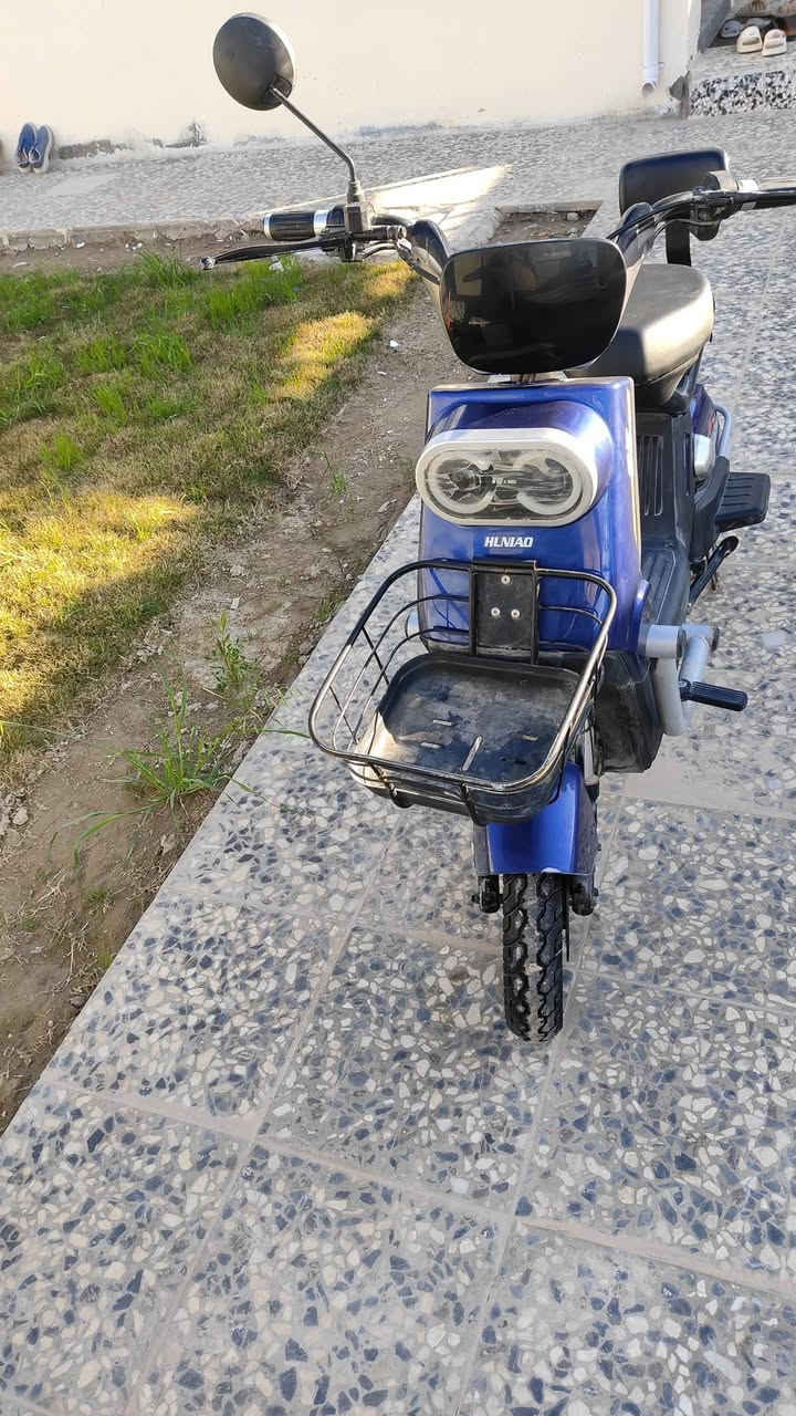 السلام عليكم
دراجة شحن 4 نمر 5 بطاريات تمشي 80 واذا وزن عالي تمشي 70-75 سويج+بصمة+كارت لمس نسختين من كلشي بطاريات جديدة الله شاهد شاهد ب 190 مرتبات يخبلن بريك امامي خلفي ما بيها نقص الدراجة معتني بيها ما طالع بيهة هواي بعدهة بحيلهة كلوباتها شغالة هورن شغال بس الاشاير يمنه ويسرة شغالات بس ما بيهن كلوب يطلعن كلوباتهن ب 5 
السعر:350 وبيها مجال للشراي 
العنوان النجف شارع كربلاء عامود149
للاستفسار اكثر:*********** واتس تلي موجود
