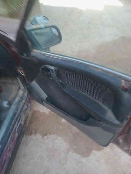 سلام عليكم اوبل اوميكا ستيشن موديل ٩١ محرك ٢٤٠٠ سياره بلاديه تحويل مباشر بيها صوت بل زنجيل سعرها ٢٠ورقه عنوان رمادي ٥كيلو ***********
