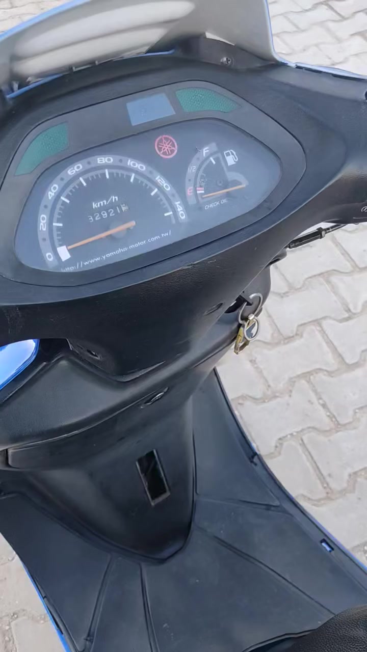 فراشة مامفتوحة كلشي شغال احلى من الصور نضافة فول شلعة ومعدل
كيجات كهربائيات دبلات كلة شغال
***********
