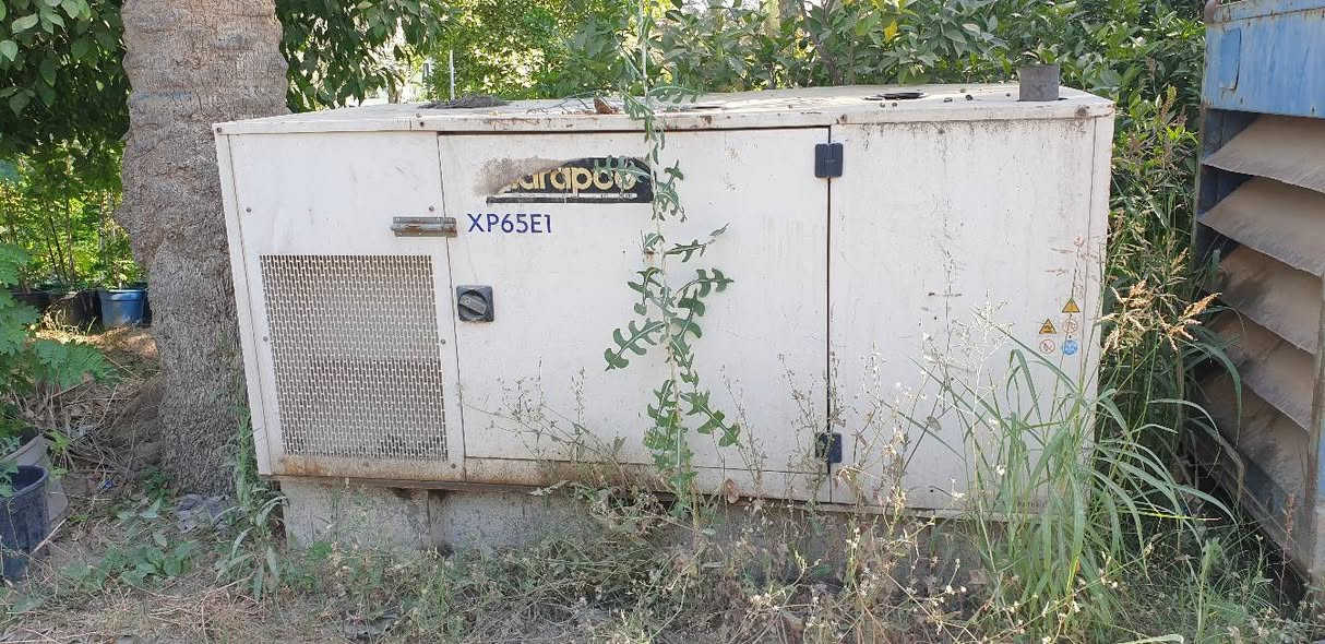 مولدات عدد 2 للبيع بسعر مناسب
1: المولد البيضه 
بيركنز كاتم 65 kv محرك 4 سلندر سوبر 
محرك بلادي ممفتوح 
2: المولد الزركه 
بيركنز 37  kv محرك 4 سلندر محرك مفتوح
 سعرهم ثنيهم 80$ وبيهم مجال


**إذا كنت صاحب هذا الإعلان وتريد حذفه لأي سبب، رجاءا أرسل رسالة إلى الدعم الفني**