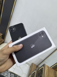 ايفون 11 عادي ذاكرة128 مستبدل شاشة وبطارية بطارية98 %  سعرة185   مكاني...