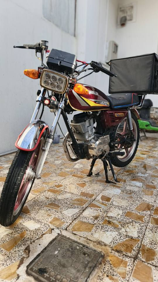 للبيع روبار موديل 19 كله ع بلاد بس كشن تانكي متغير ما بيه عيب كله شغال هندر واحد تشتغل خمسه كير محرك 150 بيه بخار قليل ما ياثر  محرك صوت ناعم شلع فول سعر 380 /*********** ما موجود ع خط الي يريد يدز خاص لو واتساب مكان كركوك بدون صندوق كركوك, العراق
