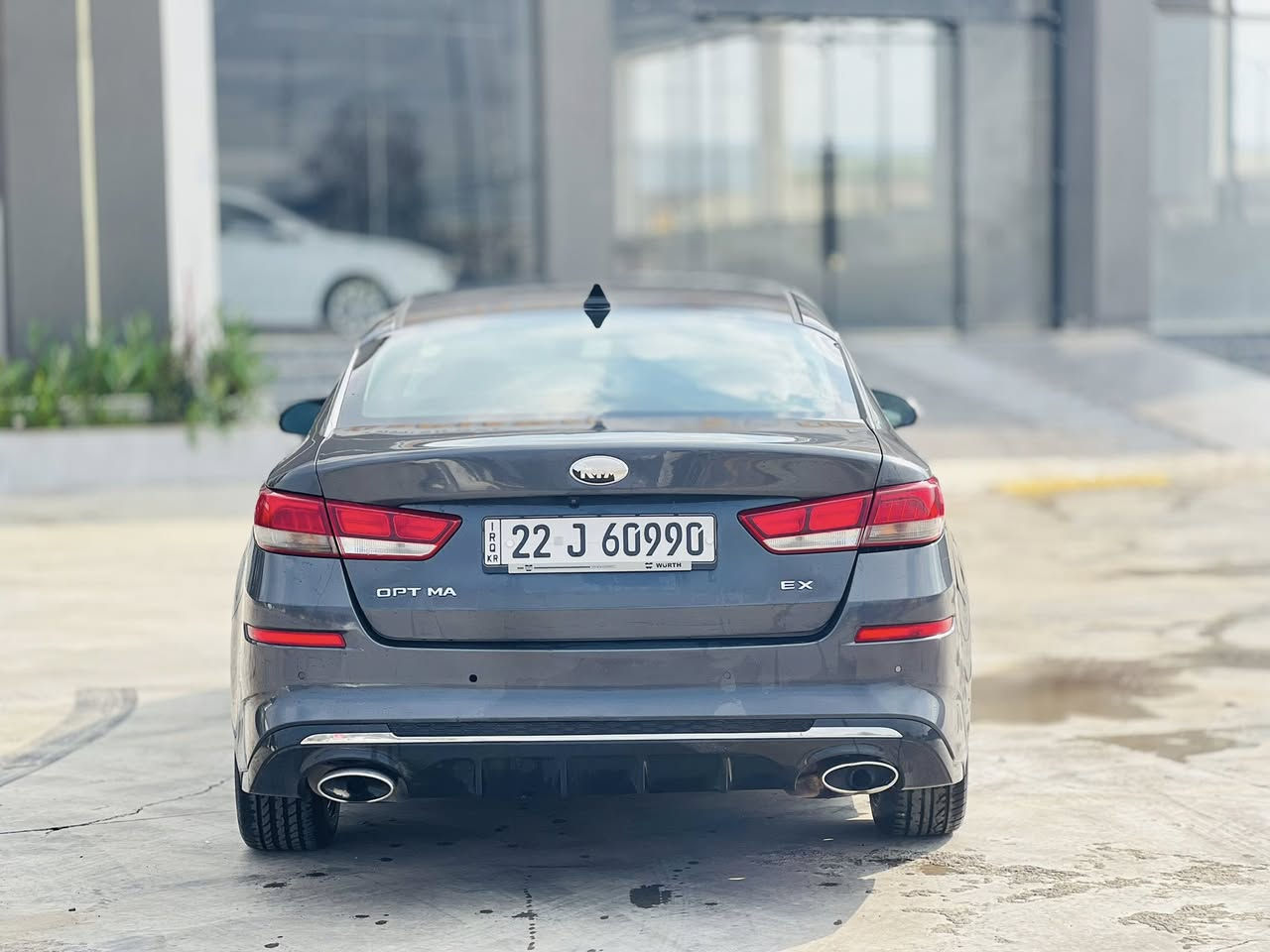 السلام عليكم. يا ابتما 2019 أمريكي
موصفات فول بل سلايت 
سيارة بيها ٣قطع صبغ
مكينه ١٦تيربو
وباقي تفاصيل اتصل وتدلل 
مكان السياره الموصل 

رقمي ***********
