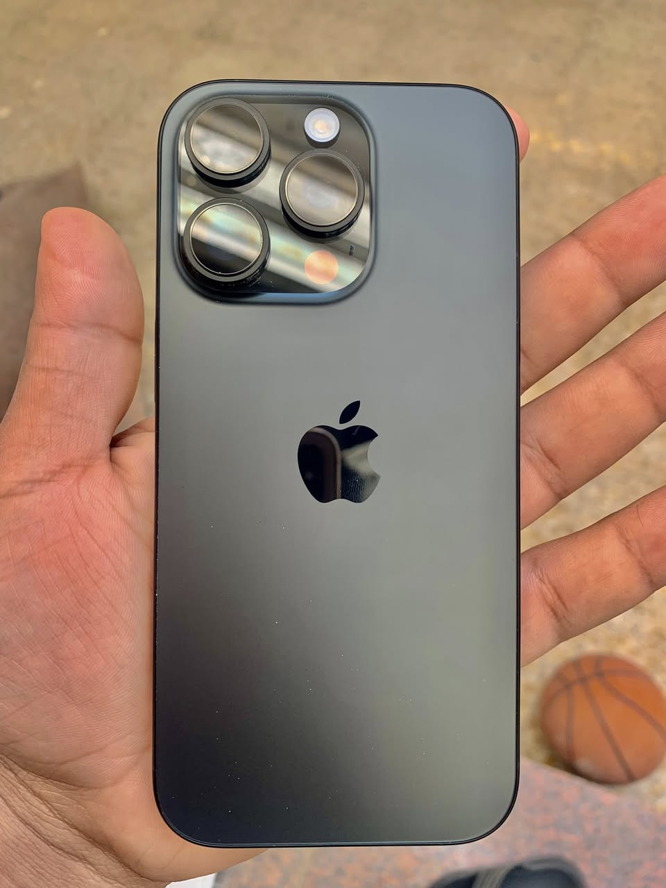 السلام عليكم
عندي 16 برو 
دبل شريحة اسود
بطارية 98
ملحقات كيبل +3حافظات
جهاز ستعمال سنة تغريبة أخذت بطارية 100 هسة عندي صار 98 
ضمان ينتهي 2026/8/7
أيرد مراوس 25 ألترا 
أو بيع بصرة توصيل ماعندي


**إذا كنت صاحب هذا الإعلان وتريد حذفه لأي سبب، رجاءا أرسل رسالة إلى الدعم الفني**