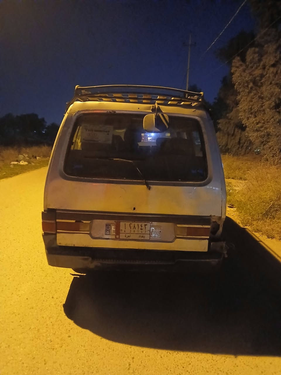 السلام عليكم كيا بسته موديل 95 تحويل ثاني يوم رقم بغداد السعر 50وبيها مجال مكان السياة بغداد الشعله رقم الهاتف ***********
