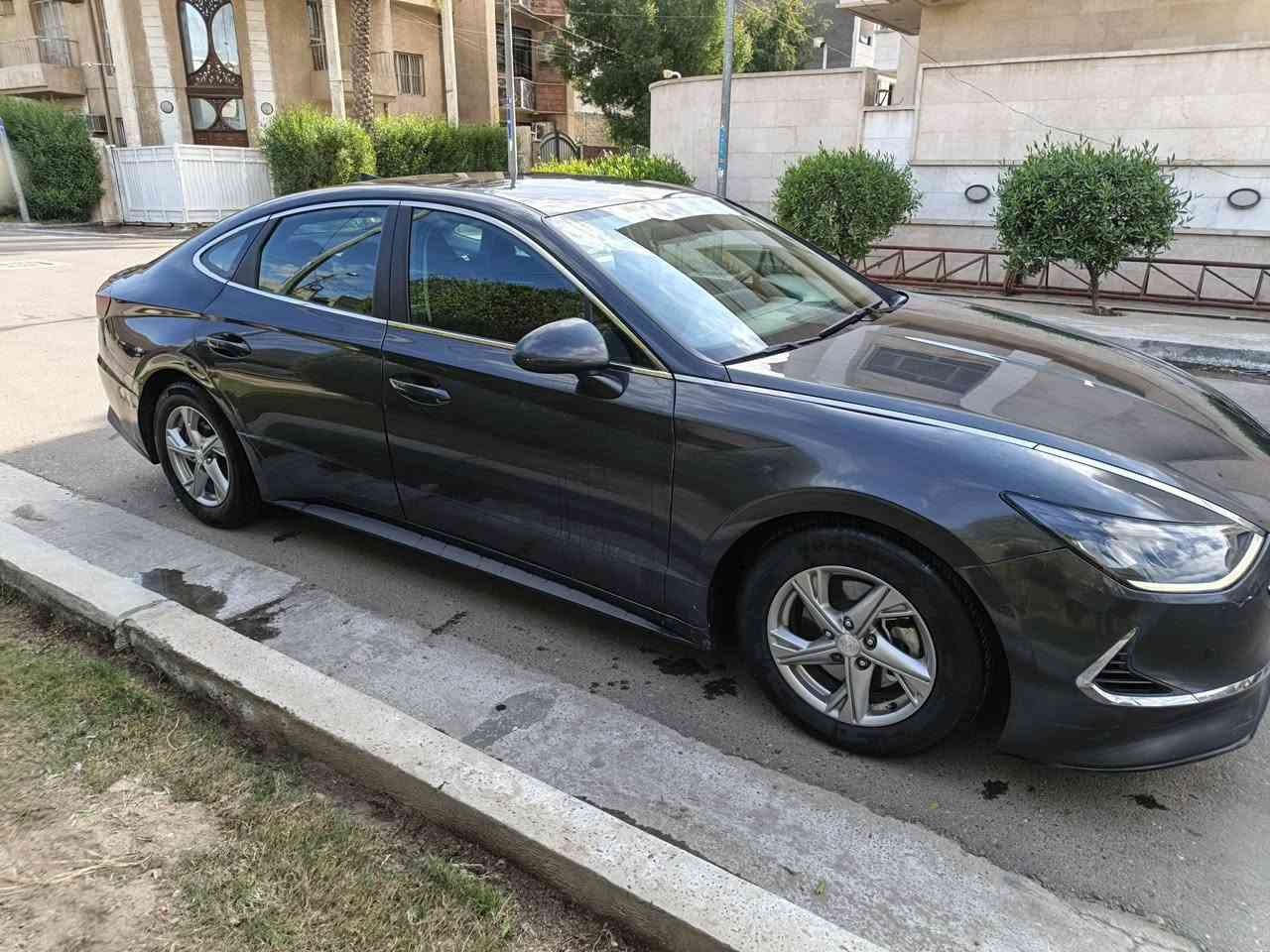 للبيع موديل 20  ماشيه 85
مكينه وكير كفاله المرغوب 2500
مواصفات رادار سايد بريك كهرباء 
شاشه تحكمات  توقف ذاتي 
حادثها جاملغ امامي وخلفي بدون دواخل 
بدون يرباك 
رقم اربيل شرط التحويل 
المكان الاعظميه 
السعر 143 بيها مجال بصيط 
***********
