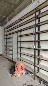 رفوف للبيع 07809927226