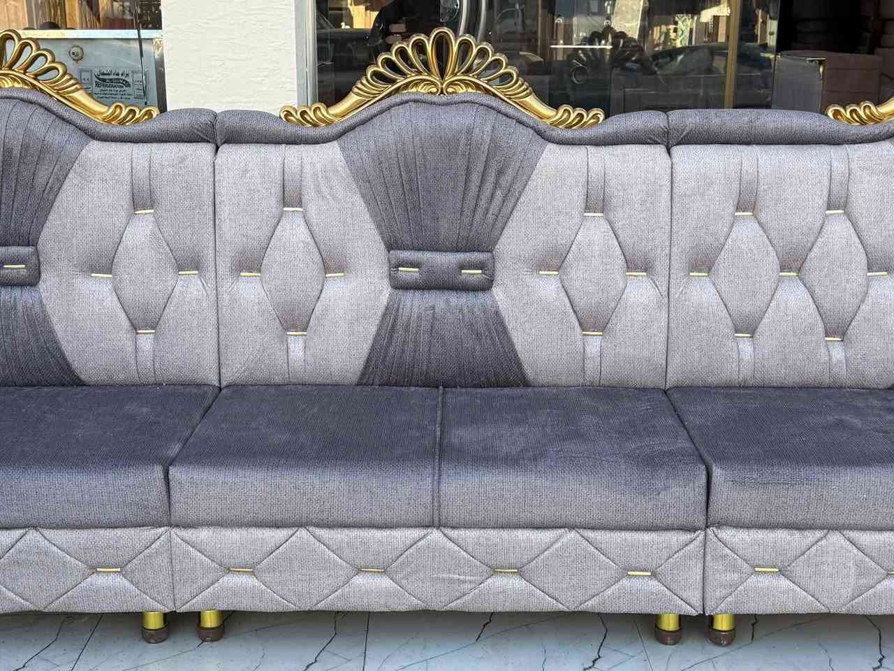 يتوفر لدينا جميع فصالات الديوان
 حسب الطلب 
خشب بلوك 16ملم قواطع خشب انج ونص
العنوان موصل ايمن شارع دكه بركه مقابل بورصة الكفاح 
اي استفسار ‏‪***********‬‏
