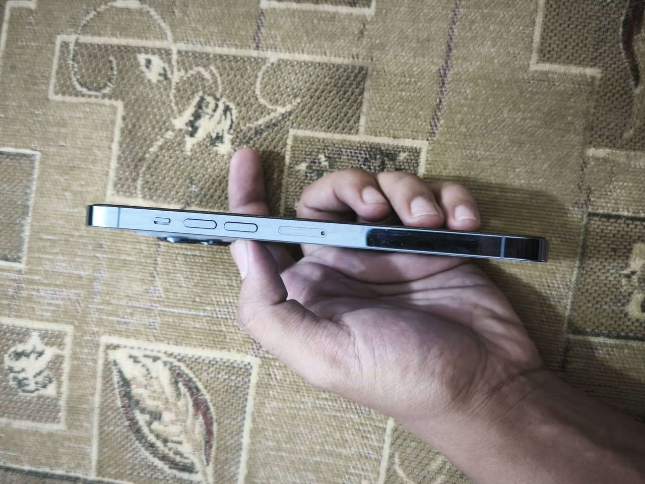 13 برو ماكس 
🔋 97
الجهاز نضيف شخط مابي 
***********
