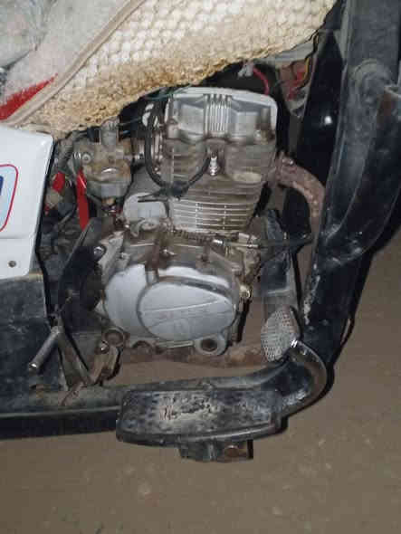 سلام عليكم محرك البيع مابي اي شي لا يدخن صوته حلو  
 سعر 80 مكان شطره ***********
