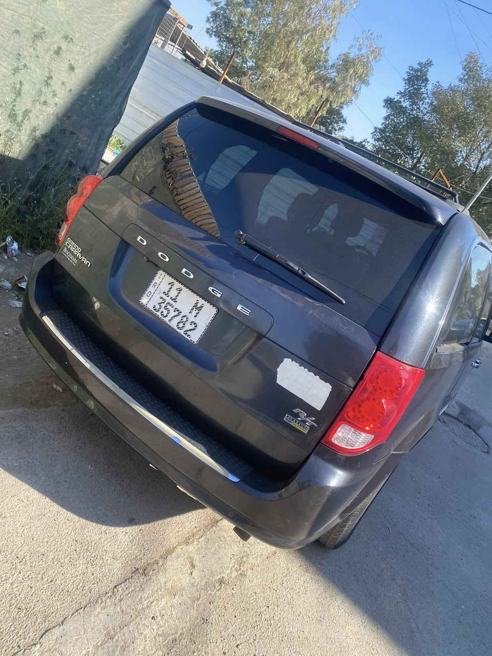 دوج كرفان موديل 14 فئه RT فول مواصفات  بأسمي  رقم بغداد  محرك جديد شاده و كير خير من الله السعر 125 الرقم ***********
