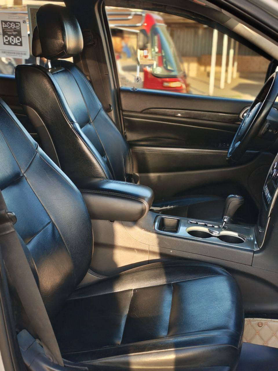 جيب لاريدو موديل 2012 للبيع او مراوس بجارجر أو أوباما السعر 165 *********** سونارها مرفق بالصور
