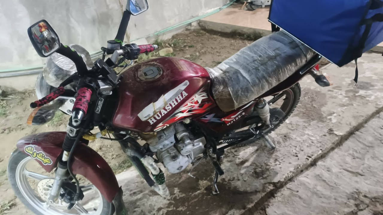 سلام عليكم هيوشه موديل 19 كمرك  سعر 650وبيه مجال لشراي مكان رمادي صوفيه: رقم ***********
