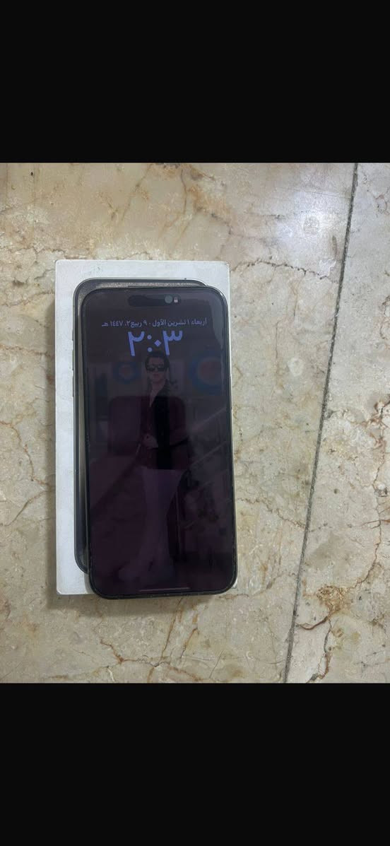 للبيع ١٥ برو ماكس بطاريه ٨٨ ذاكره ٢٥٦ مامفتوح وزلغ مابية جهاز كلش نضيف للاستفسار الاتصال على الرقم ‏‪***********‬‏
