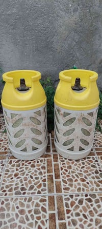 قناني غاز بلاستك • نظيفات • مكاني كوت