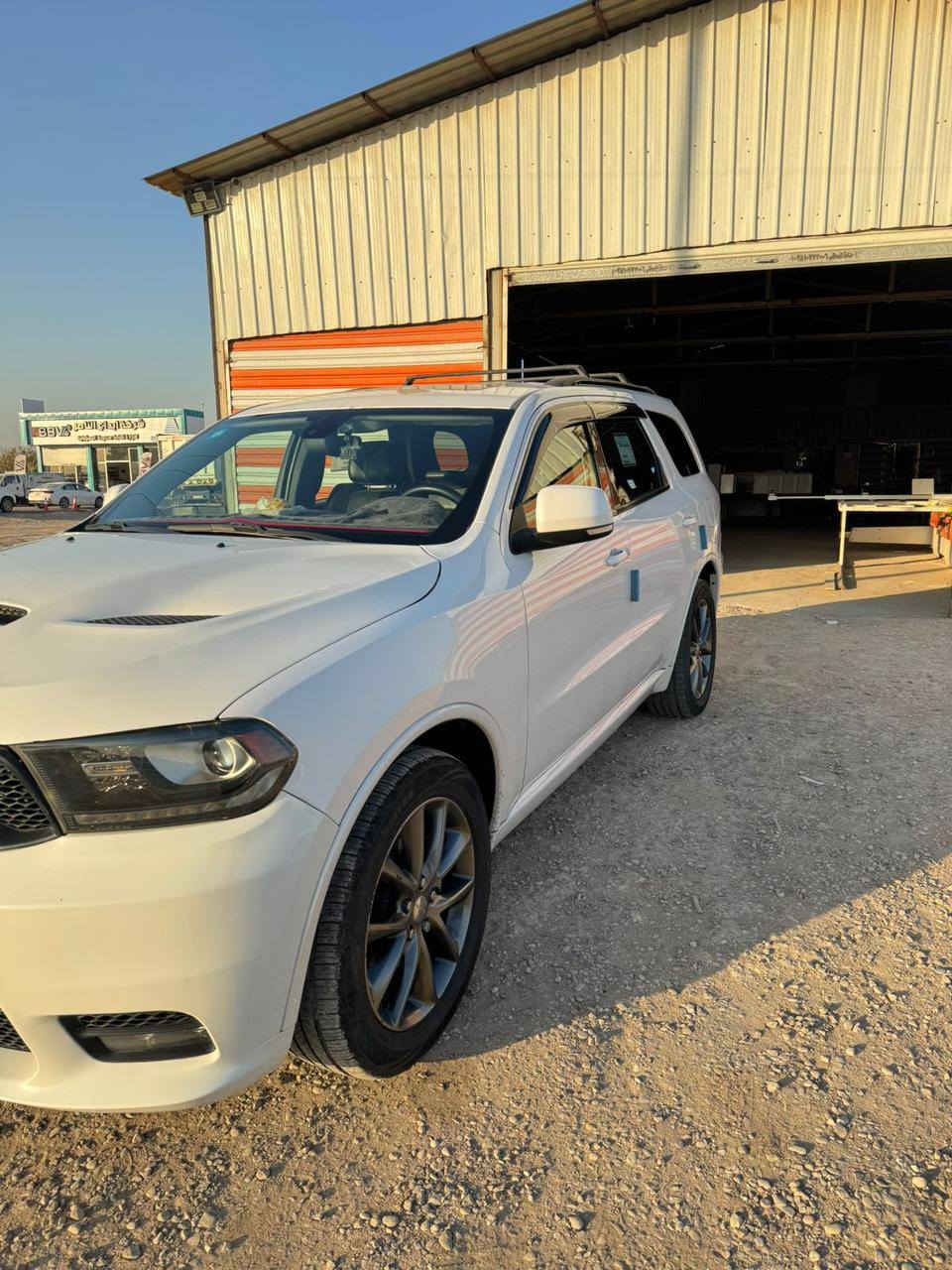 السلام عليكم رمضان كريم 
سيارة دورنكو موديل 2018
فول مواصفات 
 تخم تاير جديد
حدادية جديدة 
كاملة من اي نقص
السيارة بأسمي 
حادثها وارد: بنيد وجاملغ معمر
( تبديل دعامية فقط)
تحويل ثاني يوم
صور حادث الوارد بالمنشور
السعر 250 وبيها حگ الجيـه
للاستفسار :***********
