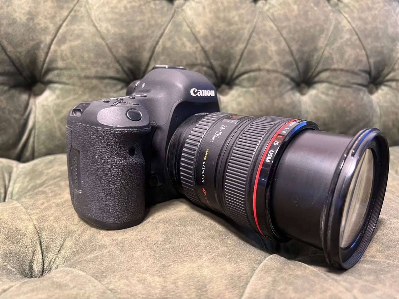 كاميرا كانون 5d mark3 نظافه 97‎%‎ مع كامل ماحقاتها بغداد الزعفرانية السعر خاص او اتصل *********** بغداد, العراق
