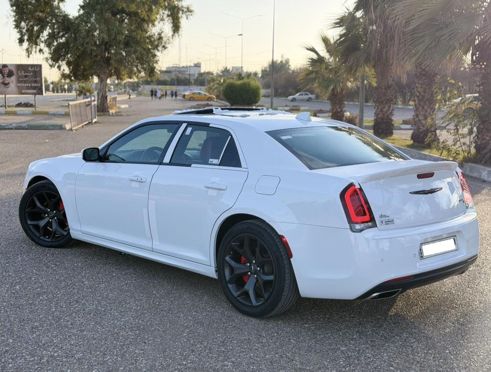 اوباما موديل 2021 وارد كندي
اعلى موصفات فول للاخير داخل احمر بلادي

السياره كلين تايتل 

ماشيه 62 الف 

مكانها كركوك

الشراي يتصل 
***********
