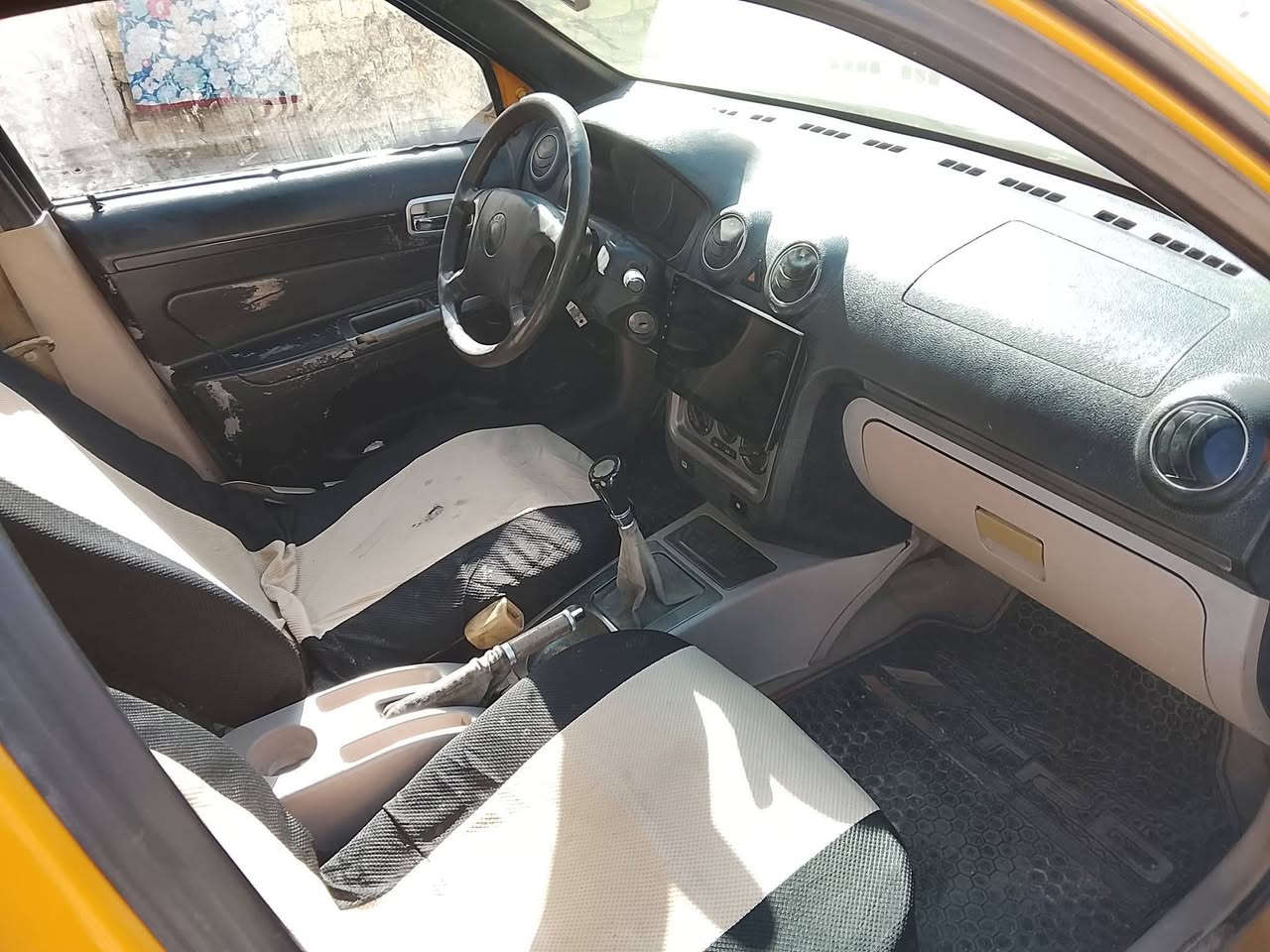 السلام عليكم
سياره جيلي (سي كي) للبيع 
موديل (2012) راعيهاا موجود بغداد 
گير جديد+عينه وصينيه 
مكينه خير من الله ( لا تنقيص ولا تبخير) 
سيارة خير من الله 
السعر(17) بيهه مجال بسيط
مكاني واسط كوت 
الموبايل(‏‪0772 377 8434‬‏)
