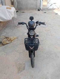 اخوان بايسكن شحن كامل ملحقات نضيف ميه بل ميه جديد السعر 350وبي مجال ال...