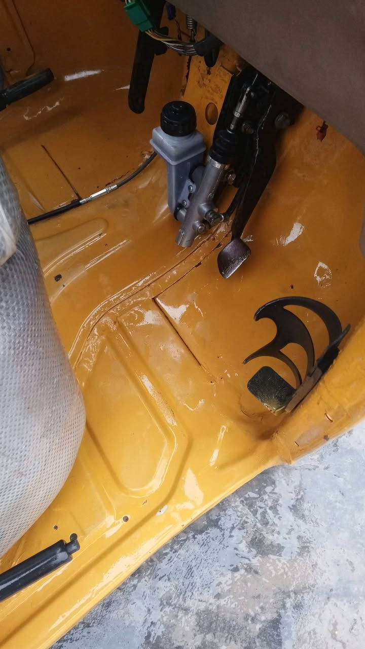 اسلام عليكم تكتك للبيع 19 شهر ١٢ مرقمه مابيها اي نقص سعرها (6) و(200)المكان  بغداد البياع
.

***********
