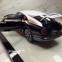 رولز رويس سبيكتر • مجسم ١/٢٤ • حديد بالكامل