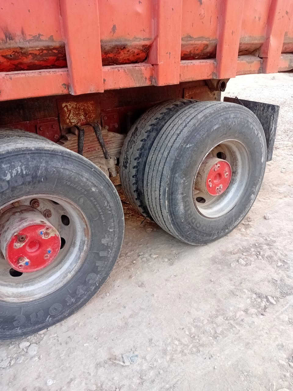 سلام عليكم سكانيه لبيع ١١٢ مديل ٩٦ كير عادي ٤/٤ رقم بغداد تحويل مباشر السعر ١١٠وبيه مجال حك الجيه ***********
