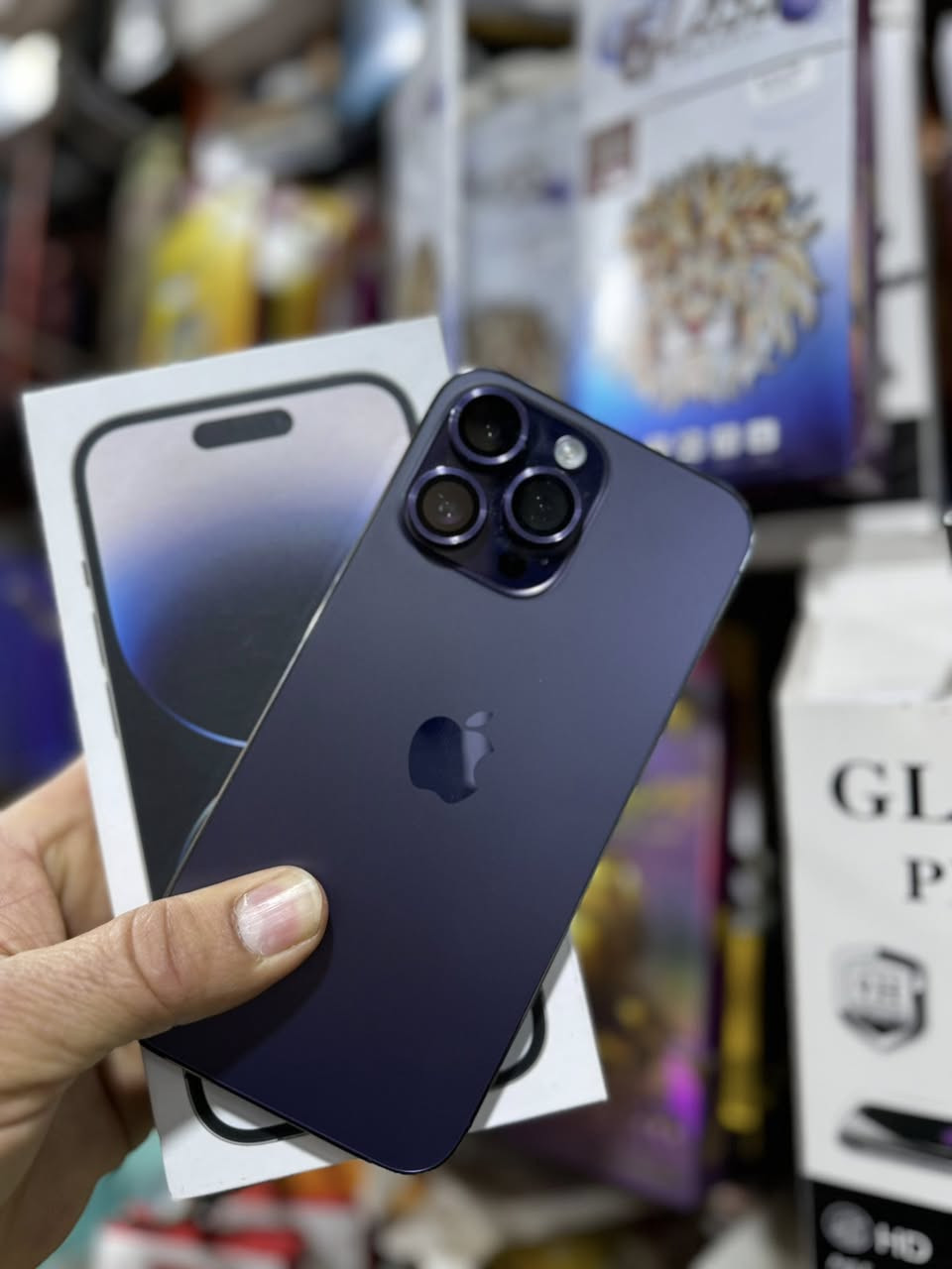 14 برو ماكس 
ذاكره ( 256 ) بطاريه ( 94 )
كارتون + ملحقات
نظافه 100‎%‎ خالي من الشخوط والصدعات
ضمان سنة حقيقي ( سوفت وير )
السعرر بعد الاتصال
***********
*********** 👈 واتساب
كربلاء _ طويريج _ داخل السوق المسقف
توصيل 🚚 جميع محافظات العراق
