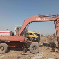 حفار ٩٠ • موديل ٨٠ • بوكلين