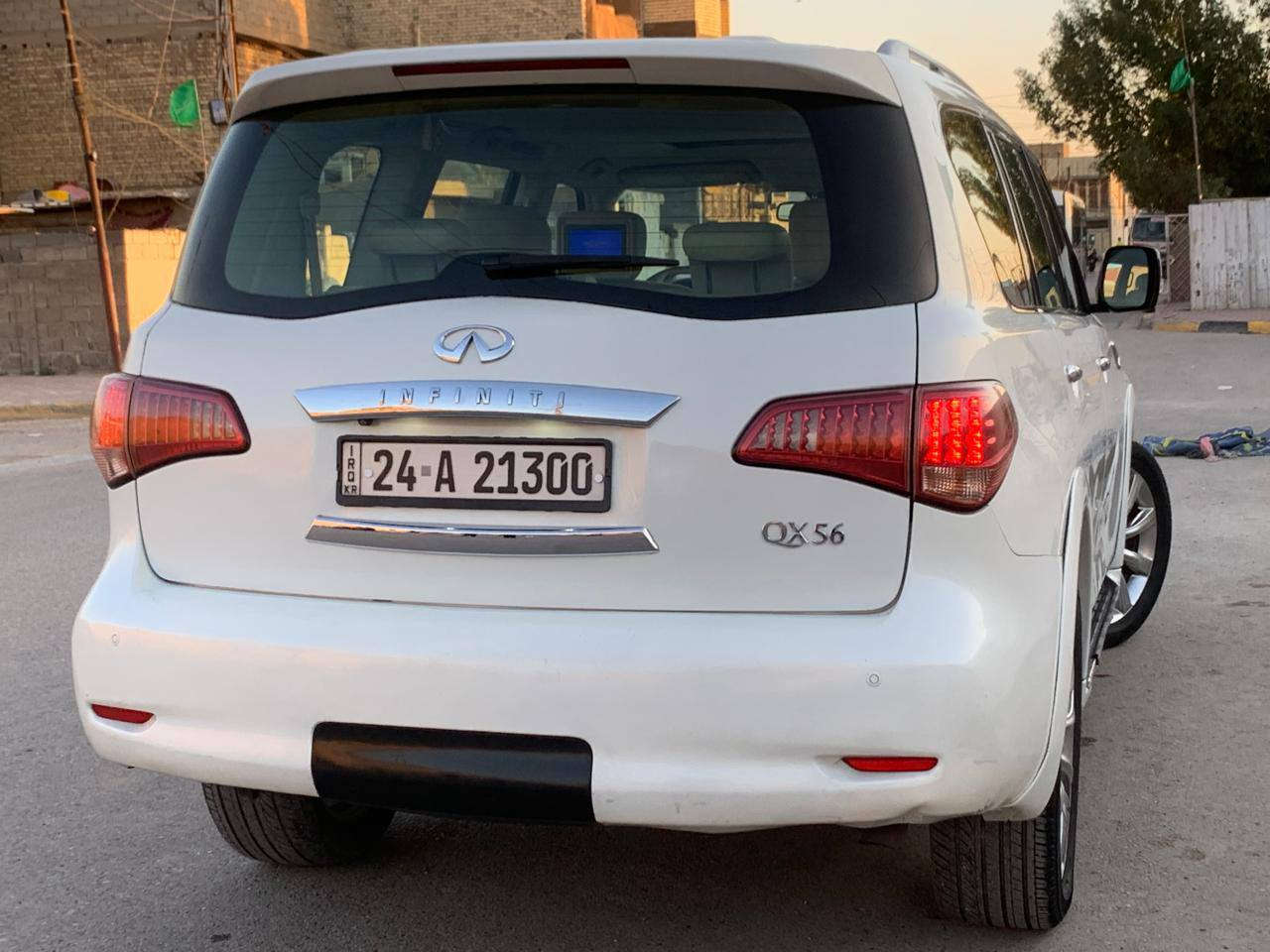 السلام عليكم للبيع أو المراوس 
وين اليدور نضيف وجديد 
انفنتي QX56 2011 خليجي كويتي أصل فول مواصفات واحد على واحد رقم دهوك الدولي شرط التحويل السياره بدون حادث بيهه صبغ البنيد وقبق جنطه اثر تكشير الصبغ مكينه وكير جدد مكينه 8 سلندر حداديتهه شرط اذا مو زيرو مو قبول شنو البالك موجود بيها فتحه بصمه تشغيل+بصمه ابواب مري شفط+كهرباء+اشاير بل مري تحكمات ستيرن جهتين 
كامرات 360 درجه كلهن شغالات رادار امامي وخلفي تحديد مسار توقف ذاتي لايت متحرك مع الستيرن حساسات امامي وخلفي شغالات باب خلفي كهرباء جميع الكشنات كهرباء جلد+ تتفئه وتبريد بل كشنات سيدي جنجر 6 أقراص ويل 22 تخم تاير أويل جديد منضومه زنون عالي وناصي وبلاجكتور كله زنون السياره مال جناي ومامتعوبه جاهزه بدون نقص وبعد بيهه مواصفات اهواي شنو البالك موجود بيها 
السعر اتصل عل رقم أو تجي واتساب 
عنوان السياره بغداد قرب حي اور 
الاستفسار ***********سجاد
